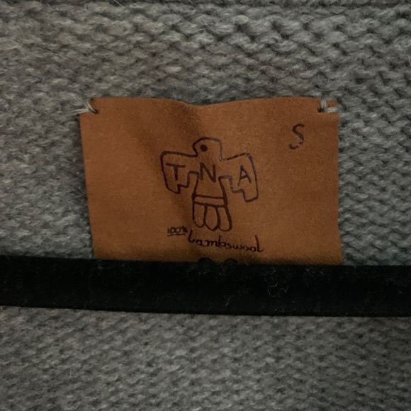 TNA Sea To Sky Sweater - Picture 3 of 3